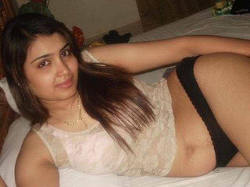 Call girls Mandawali Fazad Delhi 9958018831 Escorts Service In Noida Electronic