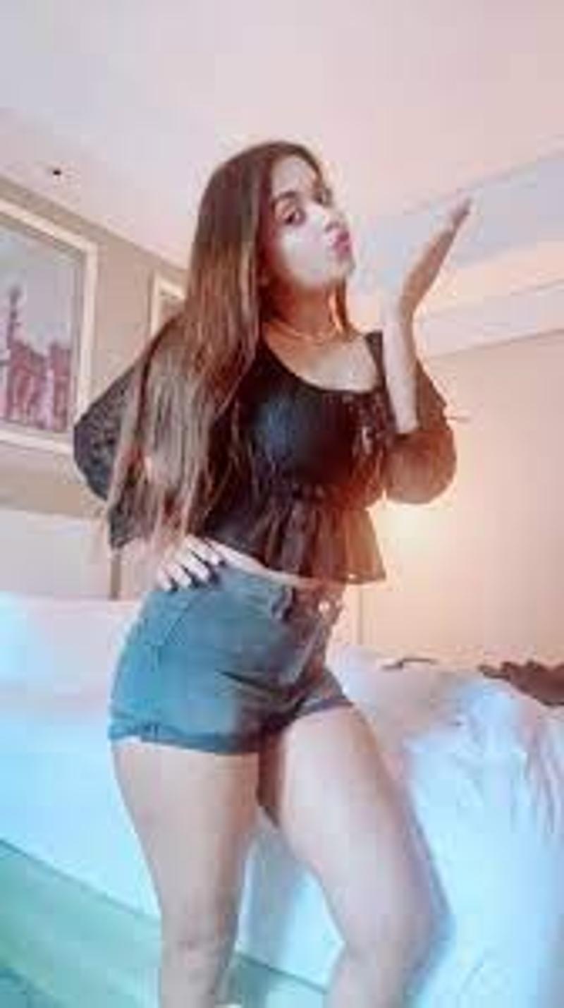 Low rate book Call girls in Mori Gate Delhi. Call Us | 8527673949