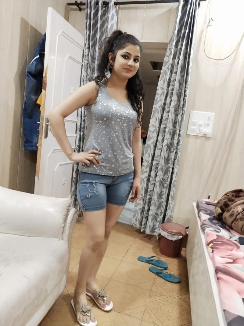 Call Girls Mahipalpur 9958018831 Call Girls Mahipalpur Escorts Service