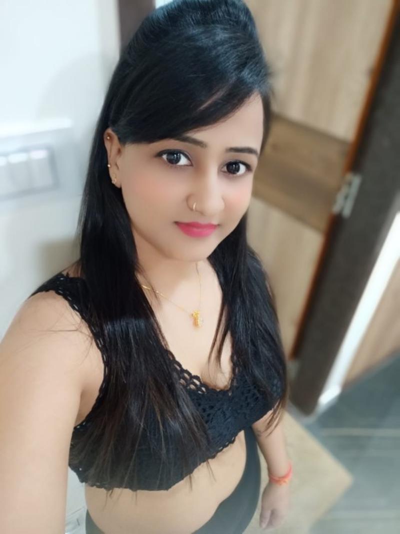 Call Girl In Escort Service Sec 20,-100% Real (Gurgaon) 9958018831