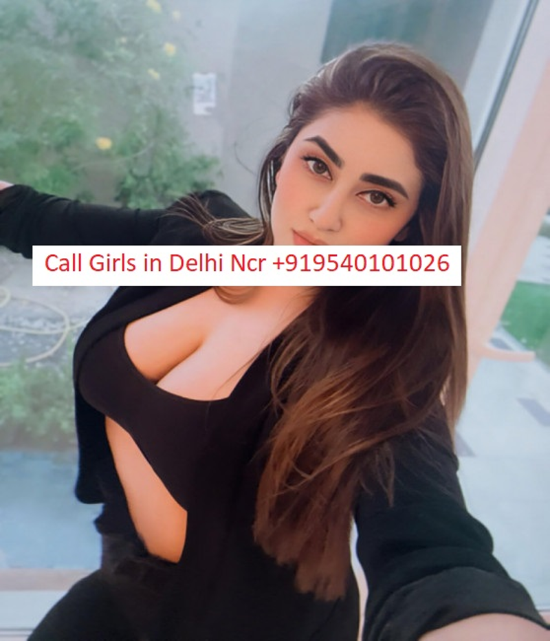 Call Girls In↣ Noida Gaur City ¶¶ 95401**01026 ¶¶ Delhi Russian Escorts