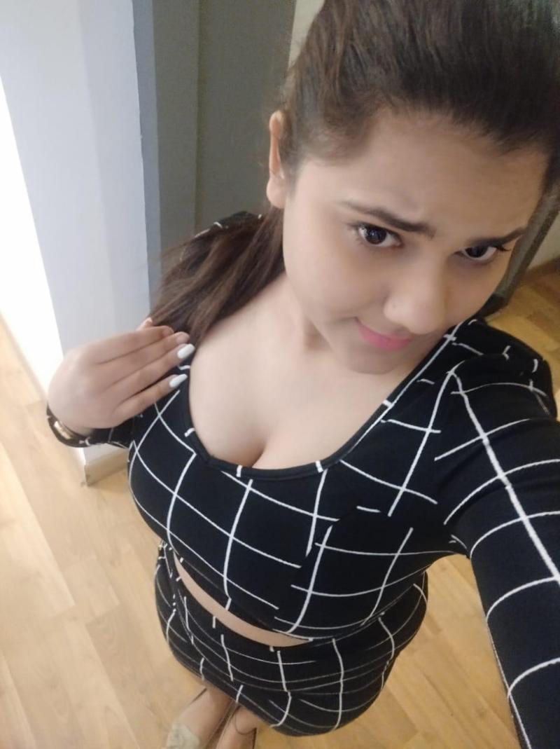 Call Girls in Janakpuri Escort Service in Delhi {09958018831}