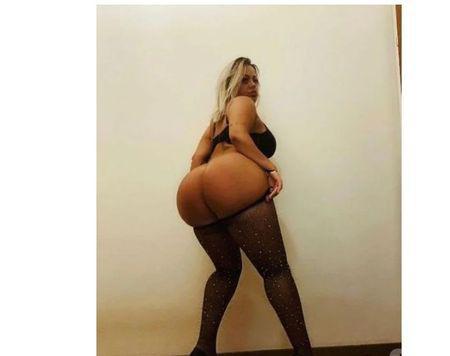  Victoria is a independent escort whit big ass and huge tits