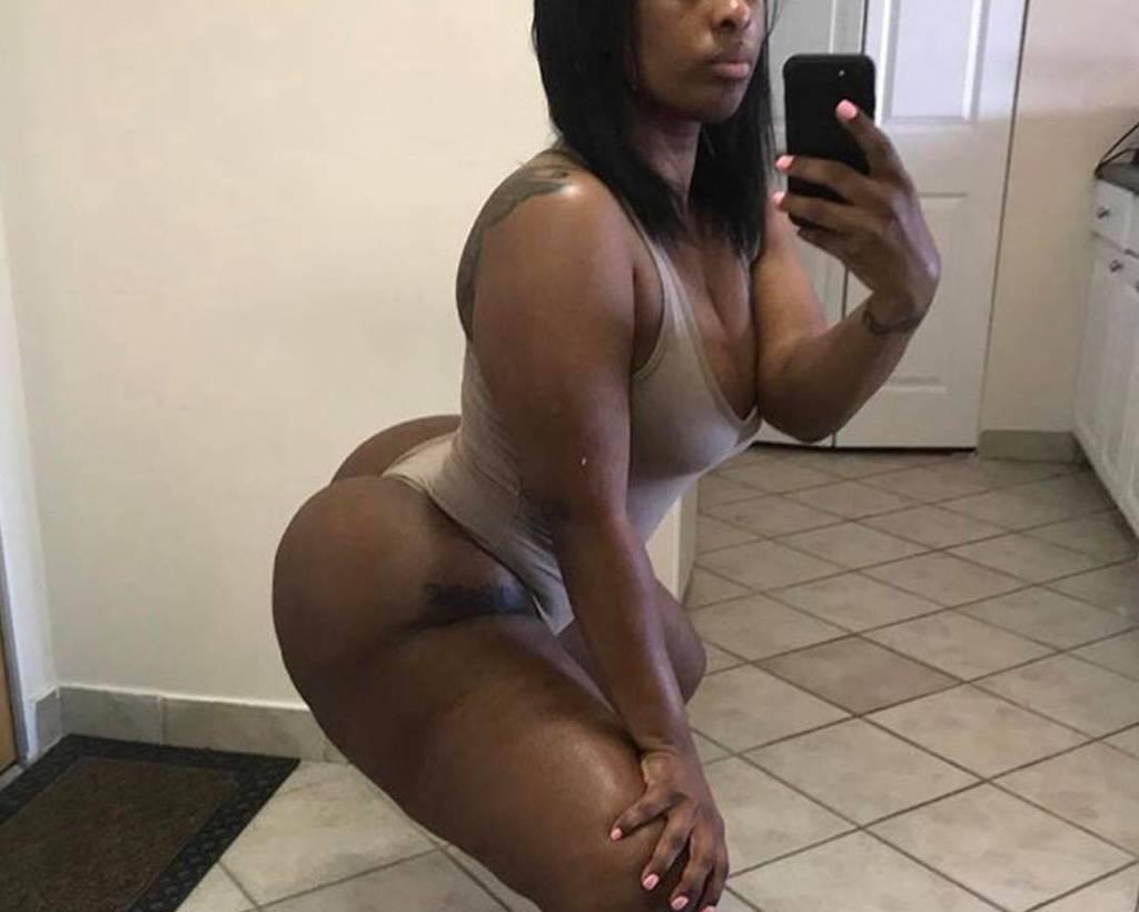 come play with your baby girl island beauty ebony ski