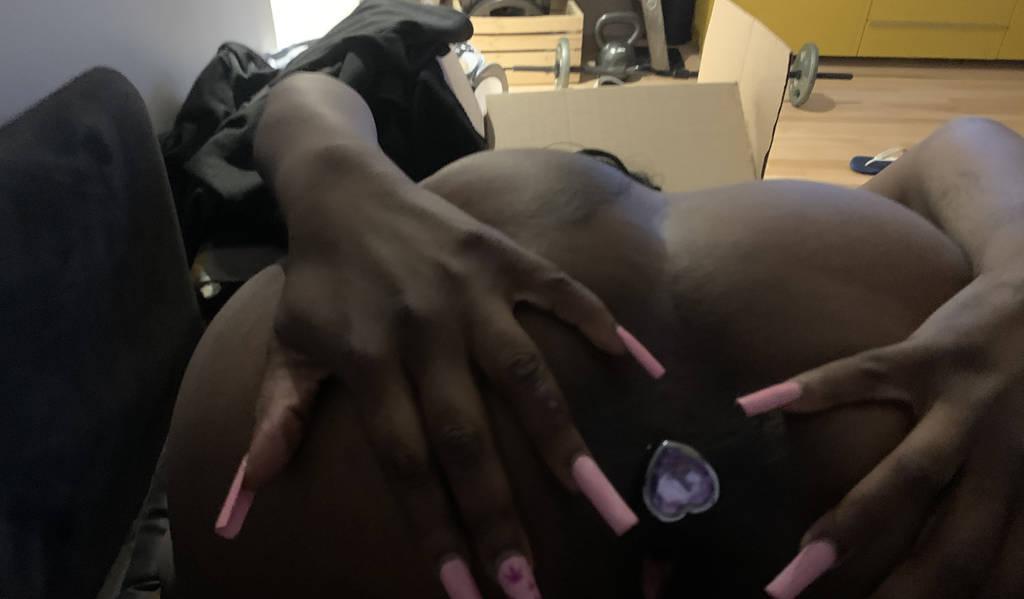 nikki!! i’m back incall and outcall delicious ebony