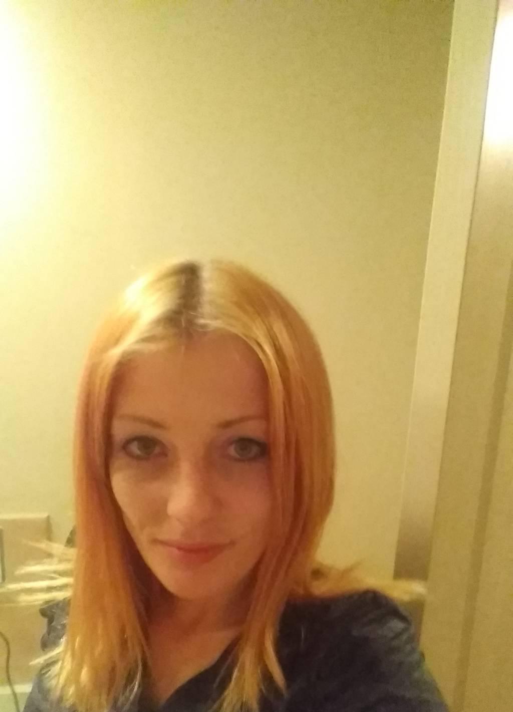 Sexy Blonde Looking for You