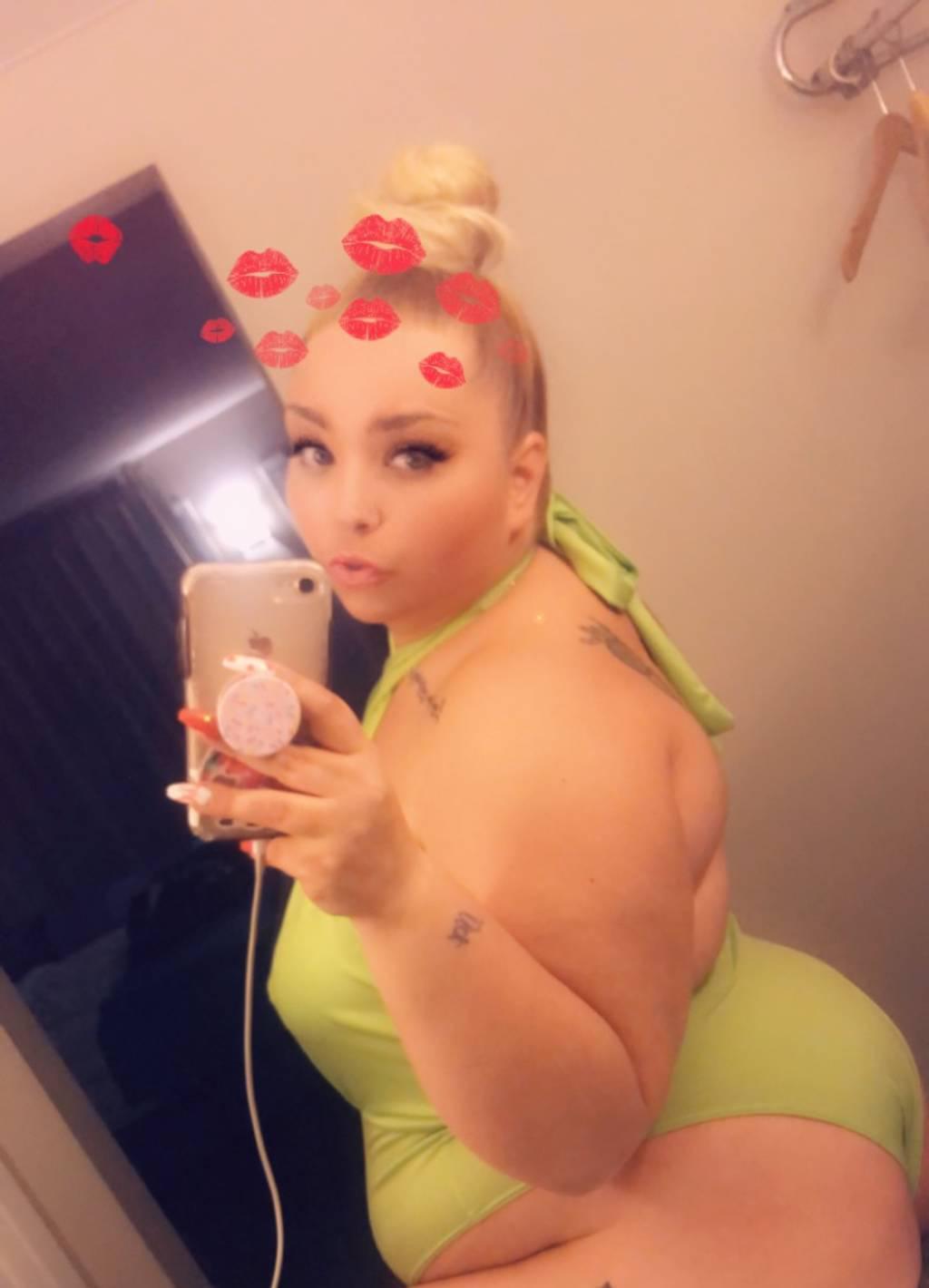 NEW TO TOWN Come Play With Beautiful Blonde BBW